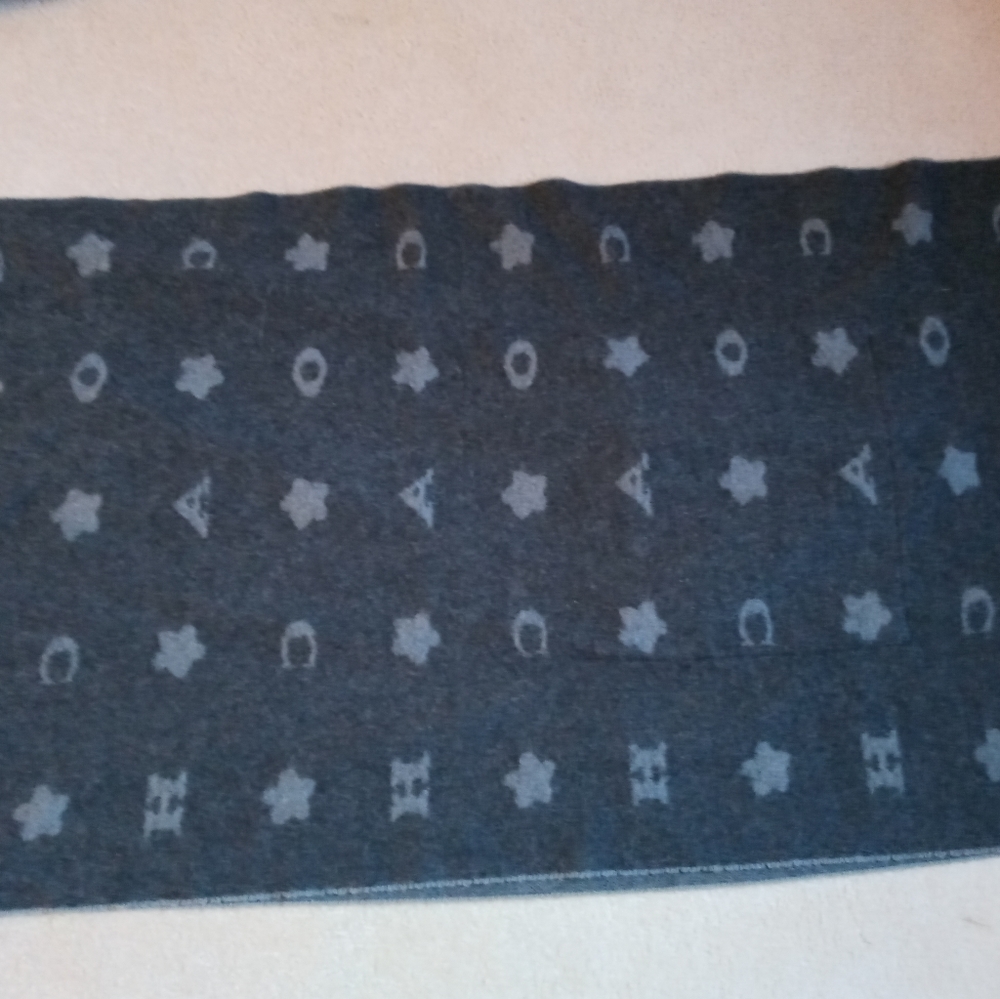 Coach wrap - Picture 2 of 2